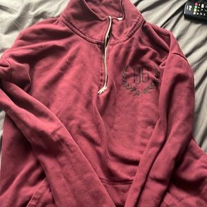 Maroon pink pullover